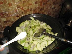 吃炒茭瓜中毒,揭秘食品安全隐患